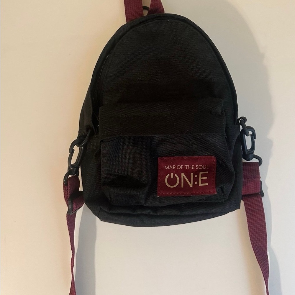 BTS Map of the Soul ONE, shoulder bag